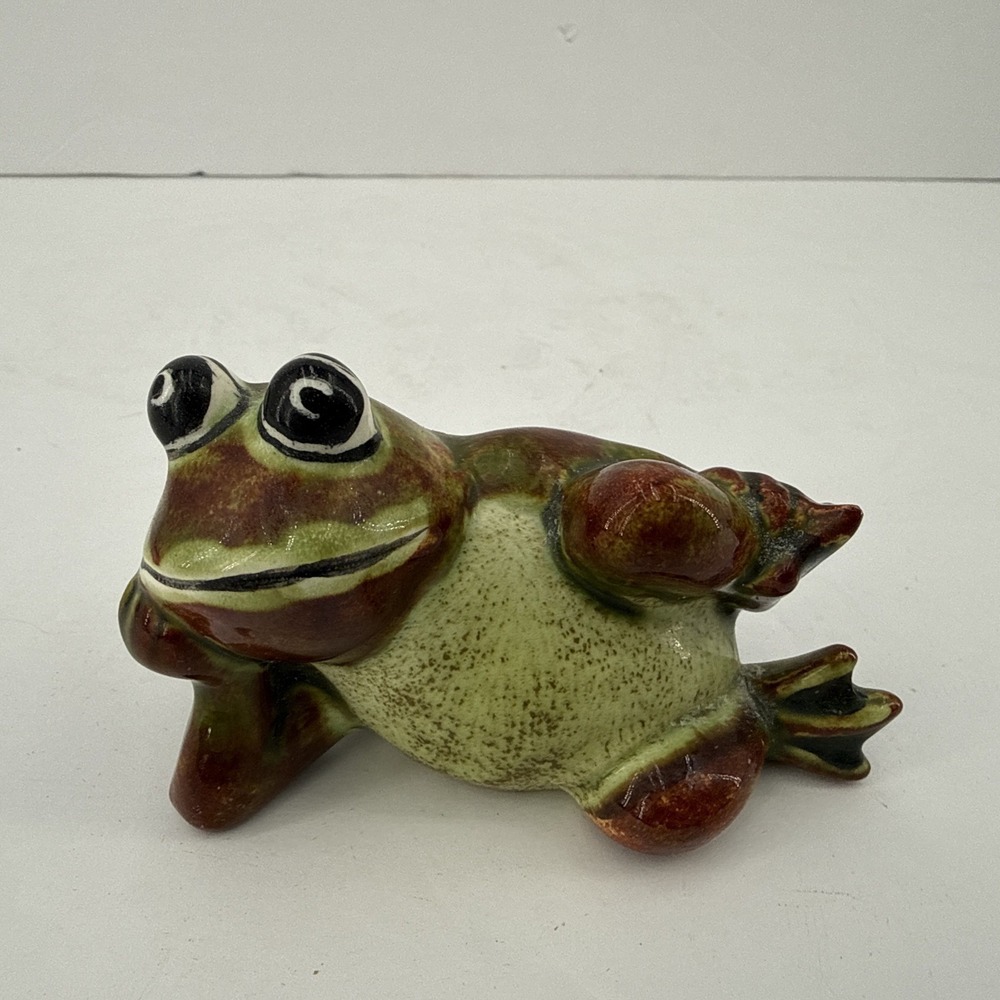 Vintage‎ Little Ceramic Knick Knack Shelf Sitter Green Frog